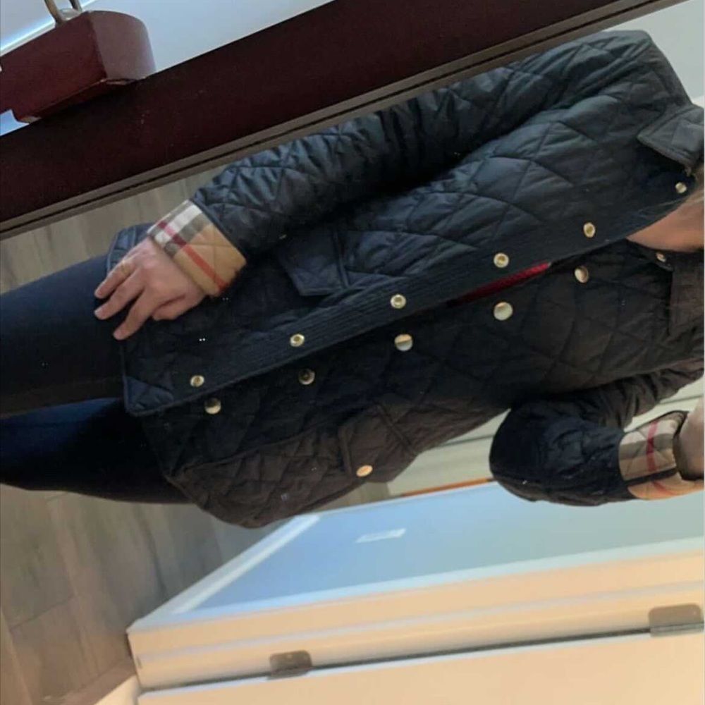 Burberry light quilted jacket - Picture 4 of 4